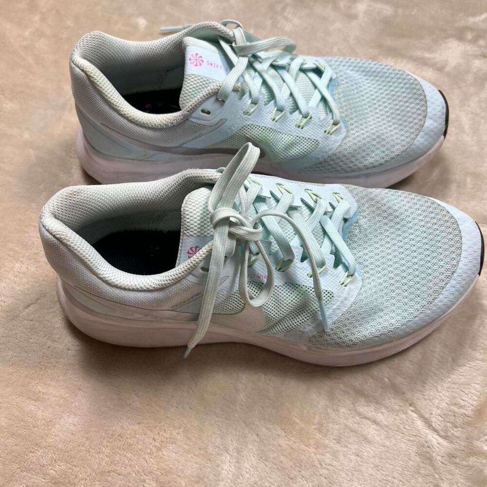 Nike run swift 3 Women's Running Shoes Size 8 - Picture 4 of 5